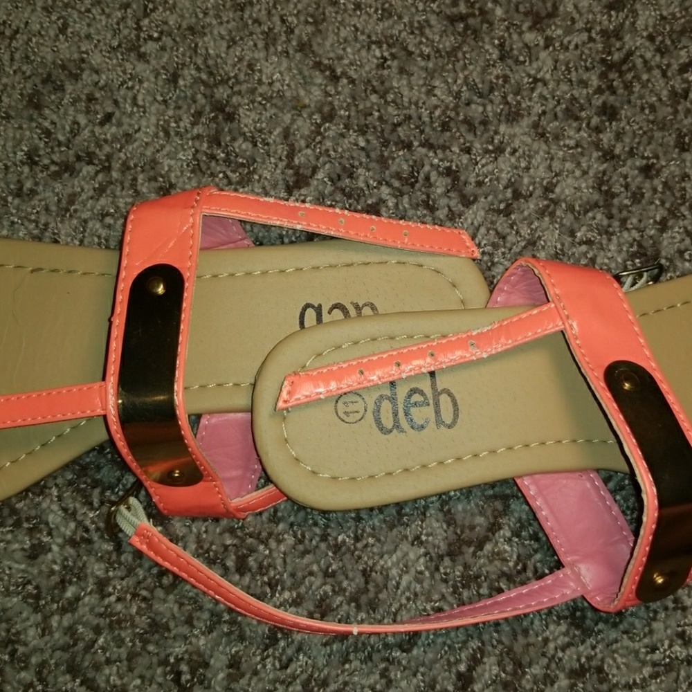 Sandals - Picture 2 of 3